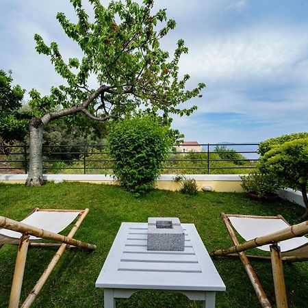 Sea Path Apartment PalaiónTsiflíkion Extérieur photo